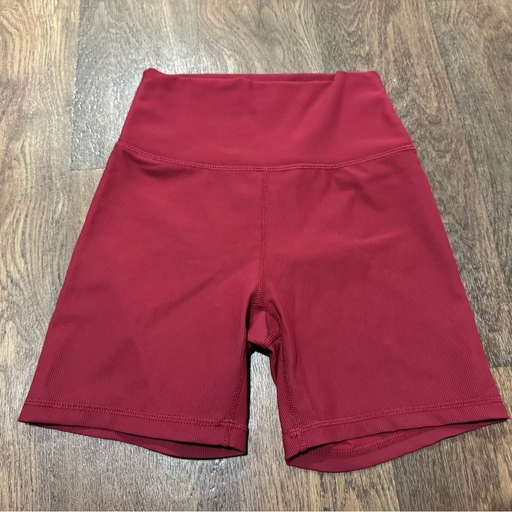 Wilo the Label Red Burgundy Ribbed biker shorts Women’s size XS